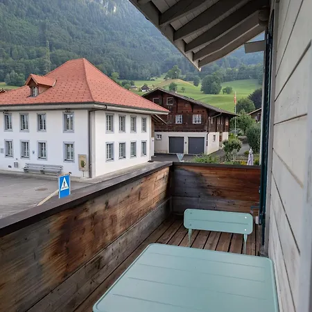 Staymia- Swiss Family Retreat Daire