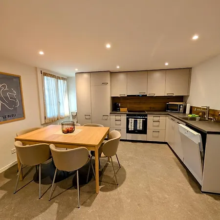 Apartamento Staymia- Swiss Family Retreat *